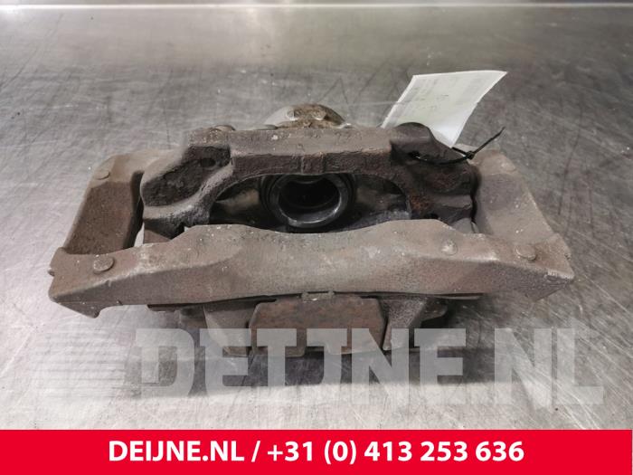 BMW 5-Serie Bremszange links vorne O117528