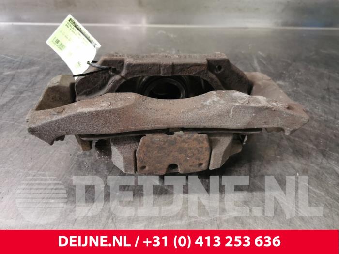BMW 5-Serie Bremszange rechts vorne O117529