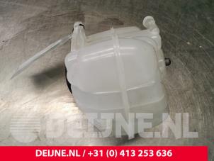 Volvo V60 Ausgleichsbehälter O117702 foto 3