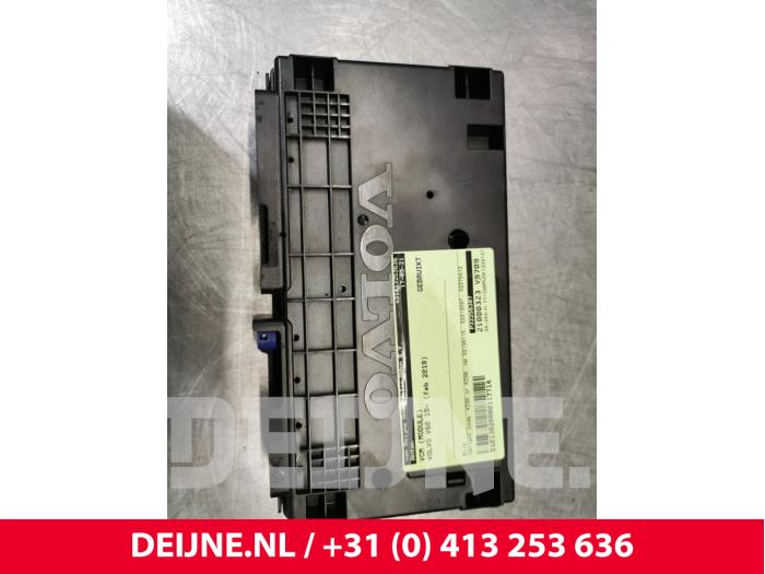 Gebruikte VCM (module) Volvo V60 II (ZW) 2.0 T8 16V Plug-in Hybrid AWD Prijs € 750,00 Margeregeling aangeboden door van Deijne Onderdelen Uden B.V.