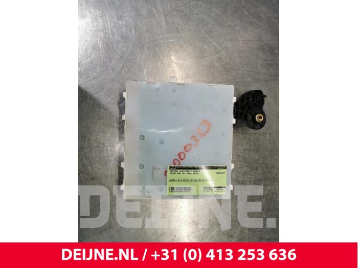 CEM (module) van een Volvo V60 II (ZW) 2.0 T8 16V Plug-in Hybrid AWD 2019