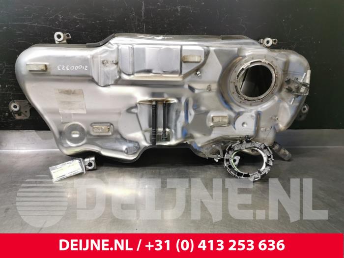 Volvo V60 Krafstofftank O117881