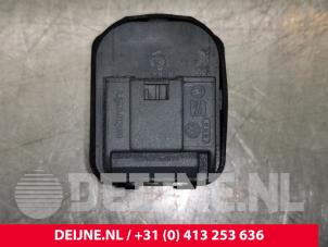 Volkswagen Crafter Mirror switch O117916 photo 2