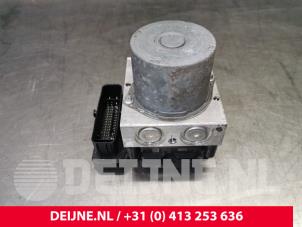 Opel Astra ABS pump O117959 photo 2