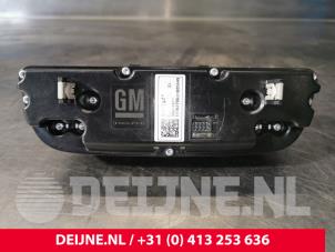 Opel Astra Heater control panel O118006 photo 2