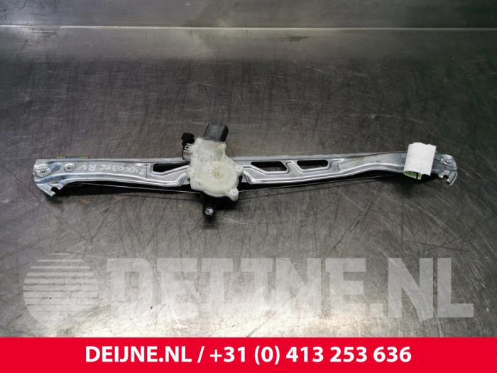 Ford Transit Ruitmechaniek 2Deurs rechts-voor O118097