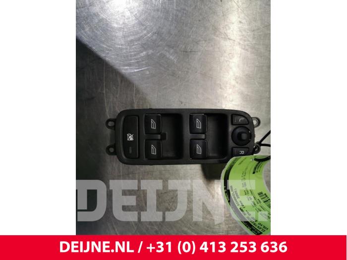 Volvo S40 Electric window switch O118166