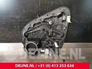 Gebruikte Ruitmechaniek 4Deurs links-achter Volvo XC40 (XZ) 1.5 T3 Autom. 12V Prijs € 175,00 Margeregeling aangeboden door van Deijne Onderdelen Uden B.V.