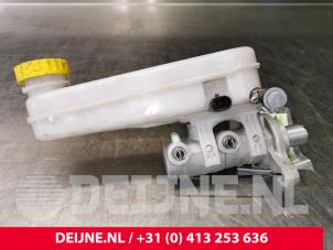Gebruikte Hoofdremcilinder Citroen Jumper (U9) 2.0 BlueHDi 130 Prijs op aanvraag aangeboden door van Deijne Onderdelen Uden B.V.
