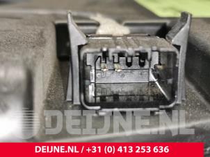 Tesla Model S Subwoofer O118495 foto 3