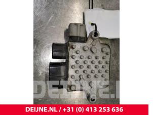 Tesla Model S Module cooling fan O118500 photo 2
