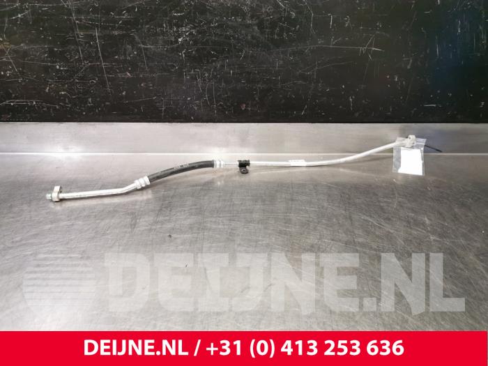 Tesla Model S Airco Leiding O118514