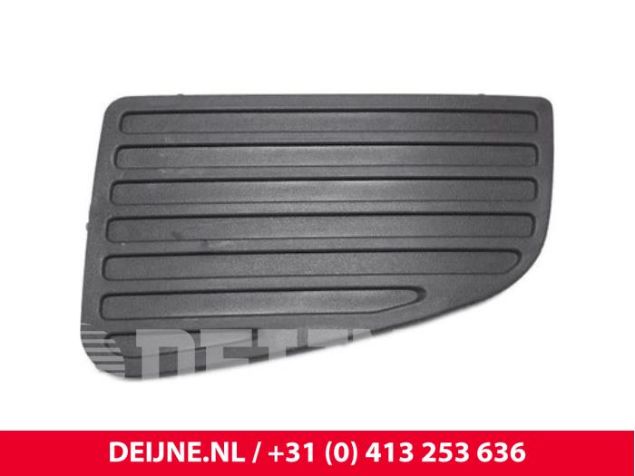 Volkswagen Crafter Stoßstangenrost O9990001458