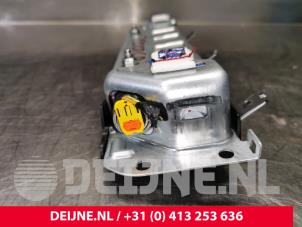 Volvo XC40 Knieairbag O118579 foto 3