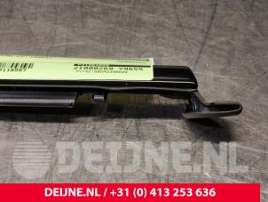 Volvo XC40 Window rubber O118597 photo 2