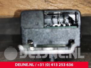 Volvo XC40 Antenna Amplifier O118641 photo 2