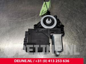 Volvo XC40 Raammotor Portier O118647 foto 2