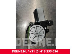 Tesla Model S Sunroof motor O118739 photo 3