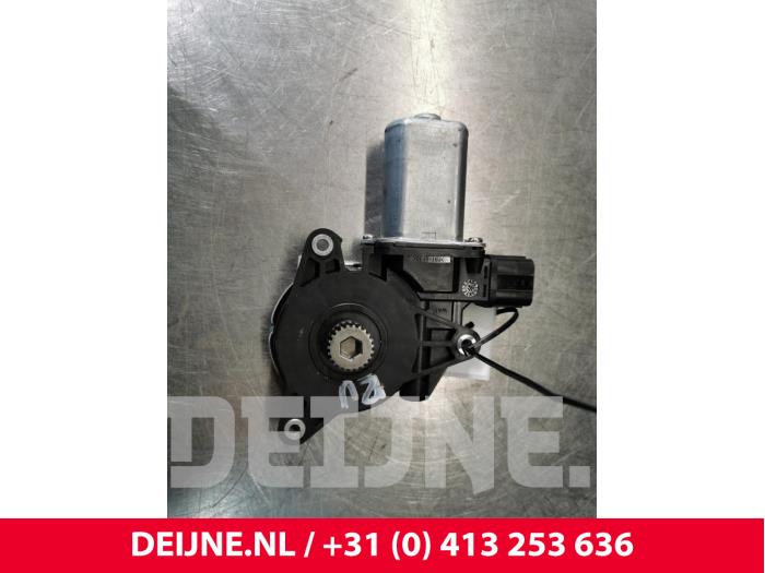 Tesla Model S Schiebedach Motor O118740