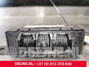 Tesla Model S PDC Module O118742 foto 2