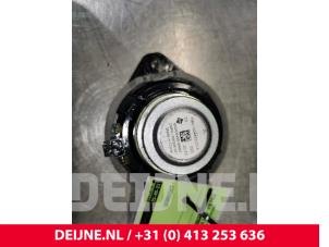 Tesla Model S Speaker O118753 photo 2