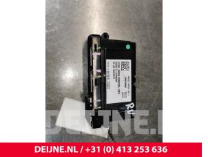 Gebruikte Centrale Deurvergrendelings Module Tesla Model S 70D Prijs € 48,40 Inclusief btw aangeboden door van Deijne Onderdelen Uden B.V.