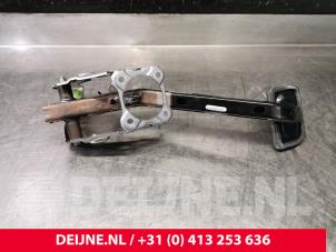 Tesla Model S Rempedaal O118806 foto 3