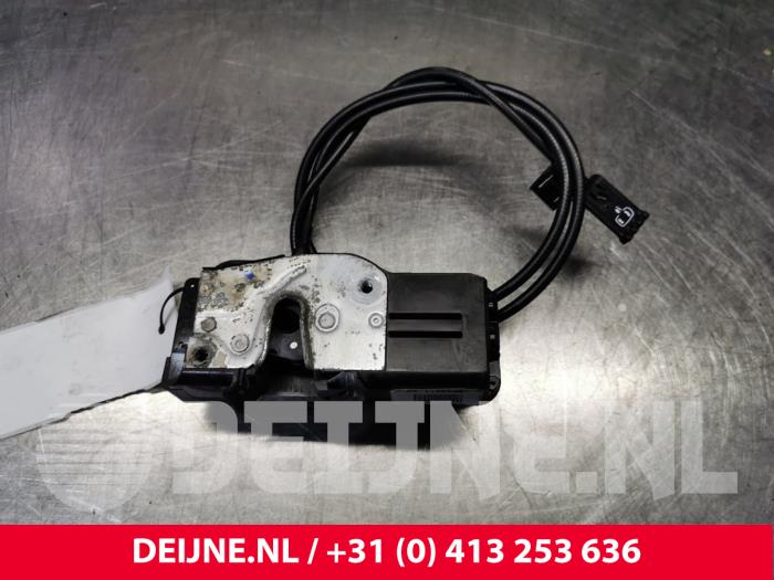Tesla Model S Deurslot Mechaniek 4Deurs links-achter O118817