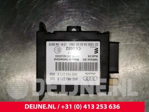 Gebruikte Computer Diversen Audi S8 (D4) 4.0 Plus V8 TFSI 32V Prijs € 190,00 Margeregeling aangeboden door van Deijne Onderdelen Uden B.V.