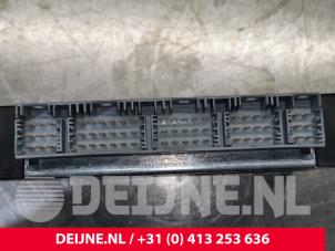 Audi S8 Air suspension module O118871 photo 3