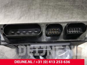 Audi S8 Lenkkraftverstärker Steuergerät O118876 foto 3