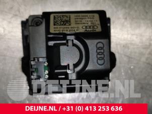 Audi S8 Clock O118900 photo 2