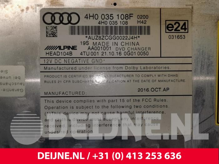 DVD Speler van een Audi S8 (D4) 4.0 Plus V8 TFSI 32V 2017