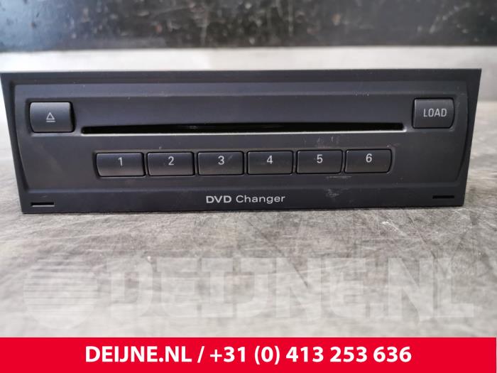 DVD Speler van een Audi S8 (D4) 4.0 Plus V8 TFSI 32V 2017