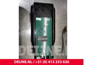 Audi S8 Telefonhalter O118906 foto 3
