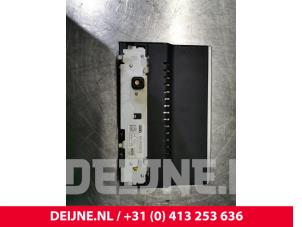 Audi S8 Display Multi Media regelunit O118909 foto 3