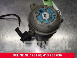 Audi S8 Motorsteun O118942 foto 3