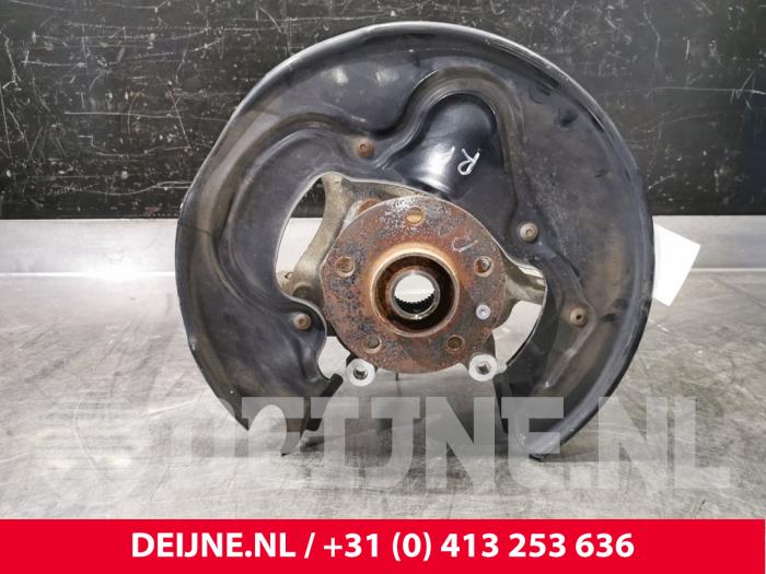 Audi S8 Knuckle, rear right O118951