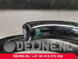 Volkswagen Golf Rear coil spring O118959 photo 2