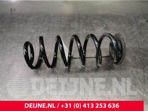Volkswagen Golf Rear coil spring O118959 photo 3