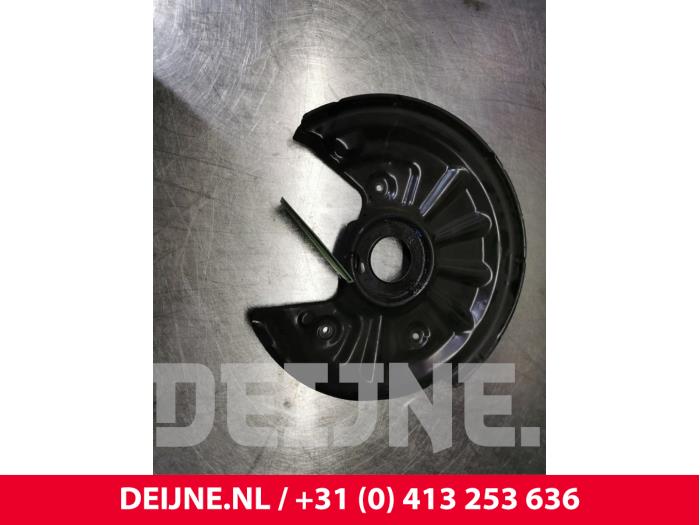 Volkswagen Golf Brake anchor plate O118998