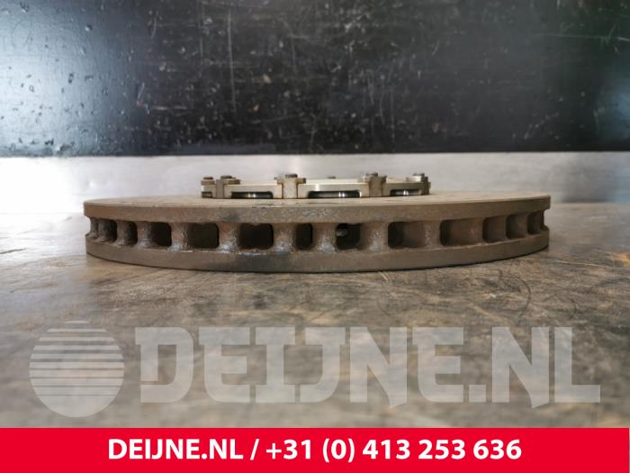 Audi S8 Bremsscheibe vorne O119008