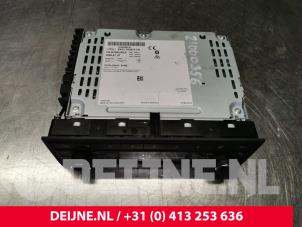 Gebruikte Radio Ford Transit 2.0 TDCi 16V Prijs € 157,30 Inclusief btw aangeboden door van Deijne Onderdelen Uden B.V.