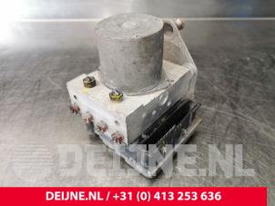 Gebruikte ABS Pomp Mercedes Sprinter 3,5t (906.63) 318 CDI 24V Prijs € 181,50 Inclusief btw aangeboden door van Deijne Onderdelen Uden B.V.