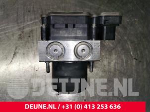 Ford Transit ABS pump O119269 photo 2