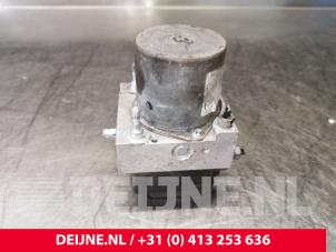 Gebruikte ABS Pomp Renault Master III (FV) 2.3 dCi 145 16V RWD Prijs € 151,25 Inclusief btw aangeboden door van Deijne Onderdelen Uden B.V.