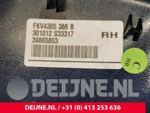 Volvo V70 Spiegelkappe rechts O119468 foto 3