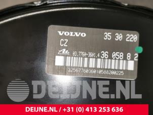 Volvo V70 Brake servo O119652 photo 2
