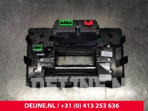 Volvo XC90 Radiobedienings paneel O119762 foto 2