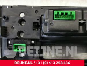 Volvo XC90 Radiobedienings paneel O119762 foto 3